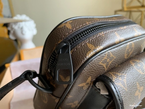 Christopher VUITTON Wallet LOUIS Wearable 0823